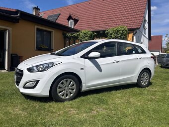 Hyundai i30 Combi 1.6 CRDi - 2