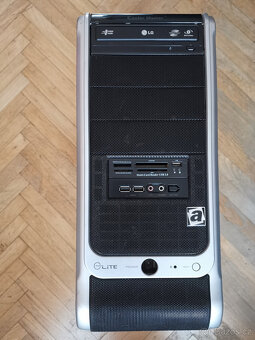 PC video sestava E8400/4G/500GB/DVD/Quadro FX570/Win10 - 2