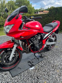 Suzuki bandit 650s - 2