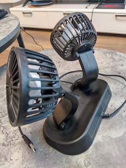 Ventilátor do auta na palubní desku 5V/USB - 2