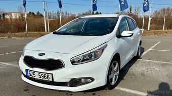 Kia Ceed 1,6 CRDi, aut.7 st., 45000 km R.v. 2015 1. maj - 2