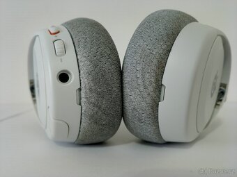 Sluchátka SteelSeries Arctis Nova 1 bílá 2x Audio kabel. - 2