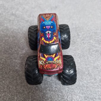 Monster truck - 2
