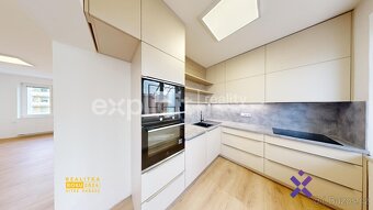 Pronájem bytu 4kk, 102 m2 - Zlín, ev.č. 02301 - 2