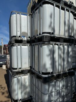 Ibc nádrže 1000l a 600l i konstrukce - 2