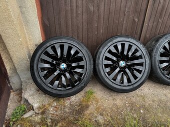 Prodám BMW kola 5x120 R18 - 2
