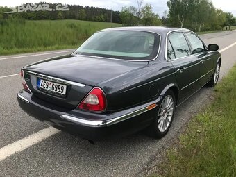 JAGUAR XJR 4,2i SUPER V8 - 395PS - X350 - PĚKNÝ - 2