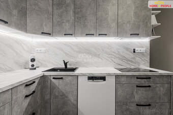 Prodej bytu 2+1, 60 m2, Jáchymov - 2