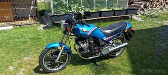 Yamaha XS 400 - 2