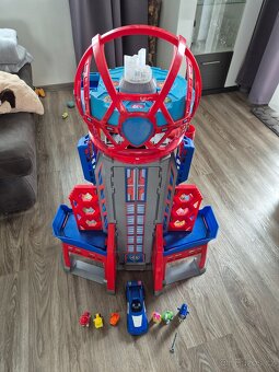 Tlapkova patrola film věž v životní velikosti 90cm - 2