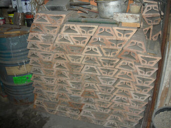 stavební míchačka , polička - 2