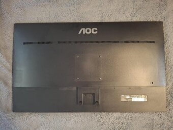 LCD monitor 32" AOC Q32E2N, nefunkční na díly - 2