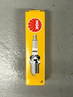 Svíčka NGK LMAR8A-9 - Honda SH, Forza - 2