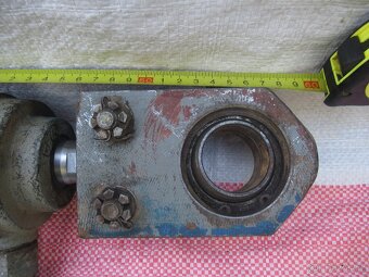 Olejová pístnice 60cm.chod 19cm. - 2