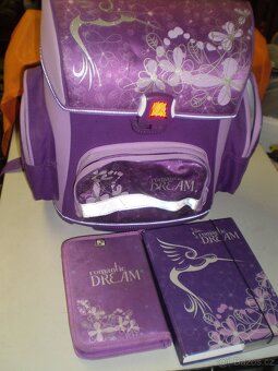 školní aktovka  - barva fialova zn.DREAM - jako nová - 2