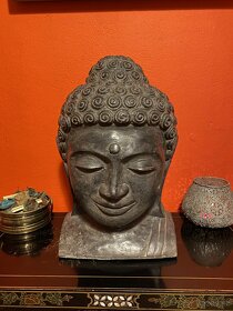 Hlava Buddhy - 2