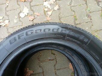 Prodám 2× letní pneumatiky BFGoodrich 215/55 R18 - 2