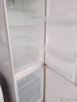 Lednice s mrazakem Amica - 2