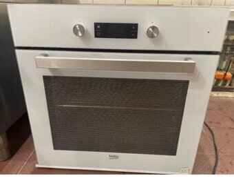 Vestavěná trouba s plyn.deskou - 2