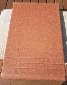 Kameninové schodnice ražené OMEGA-Keramost - 2