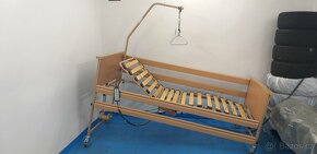 Zdravotní elektrická polohovací postel - 2