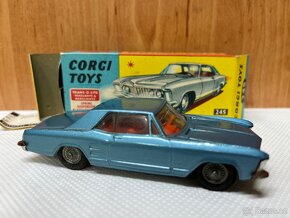 Corgi Toys Buick - 2