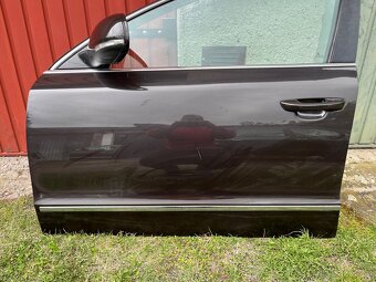 Predni levy dvere skoda superb - 2