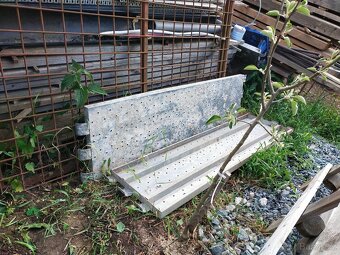 PRODAM PODLAZKY,STAVEBMI KOLECKO,ST.KOZY---DOVEZU-- - 2