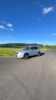 Volkswagen Tiguan - 2