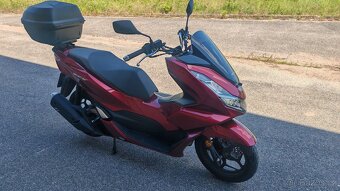 Honda PCX 125 , 2861km. Rok.2021 - 2