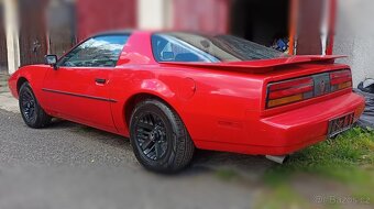 Pontiac Firebird Targa 3.1 V6 - 2