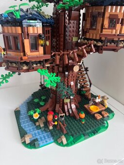 Lego Ideas 21318 Dům na stromě - 2