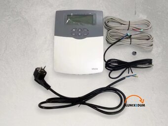 Inteligentní regulátor solárního ohřevu vody PLC SR258 - 2