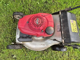 Sekačka Honda 50cm bez pojezdu. - 2