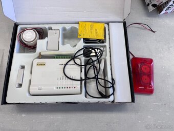 Bezdrátový GSM alarm EVOLVEO Sonix - 2