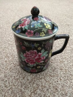 Nová sada z čínského porcelánu - vzor květin - 2