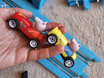 Autíčka Peppa a Tomík, autodráha Carrera FIRST - 2