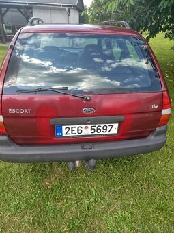 Ford Escort - 2