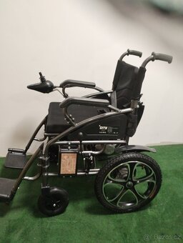 Zánovní elektrický invalidní vozík CITY ORTHO 24 - 2