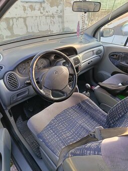 Pozorně číst. Renault Scénic 1.4. 16.v - 2