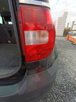 Zadní světlo, světla Škoda Yeti 2010 - 2