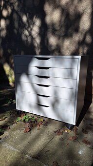 IKEA ALEX Zásuvkový díl na kolečkách - 2