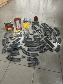 Fisher Price sada kolejí, zatáček, výhybek, atd. - 2