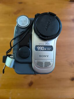 SONY Handycam Digital 8 - 2