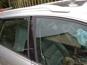 Okna stahovačky audi a6 c5 avant - 2