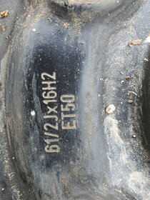 Plechové disky s pneu Škoda - 2