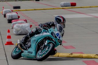 Yamaha r3 okruhovka - 2