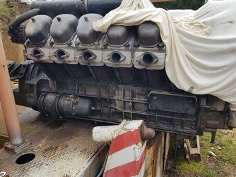 Prodám díly motorů tatra 815, 148 - 2