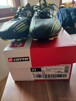 Dětské kopačky lotto vel 33 - 2