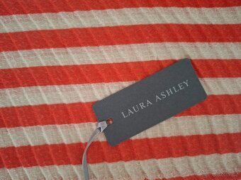NOVÝ ŠÁL, zn. LAURA ASHLEY - 2